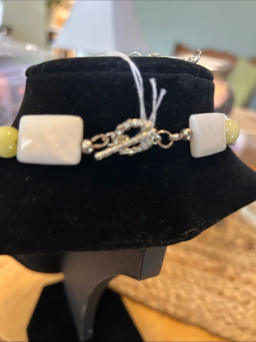 Yellow&White Real Stone Beads Necklace & Bracelet is Light Mint Green & Yellow